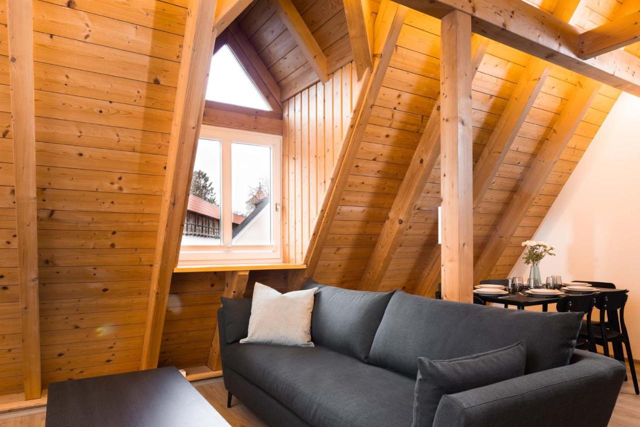 Stadtmauer Apartments: Luxurious Family-Friendly Accommodations by the City Wall Noerdlingen Exterior photo